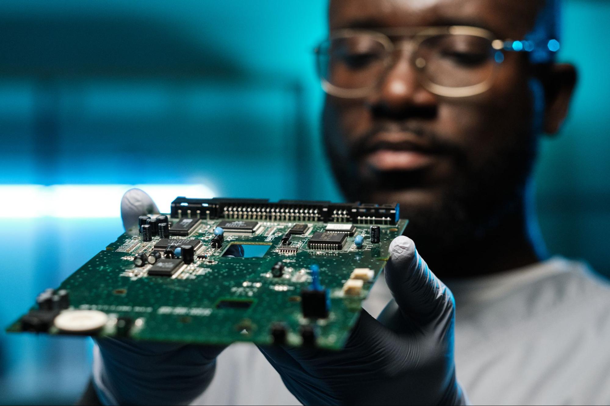 ECU Replacement Cost vs. Repair - Solo Auto Electronics